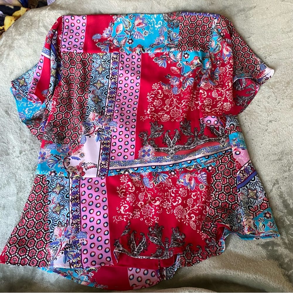 Chicos Multicolor Patchwork Print Flutter Sleeve … - image 3